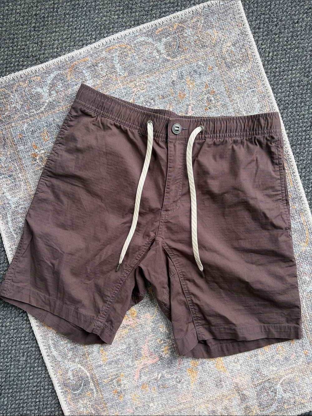 Vuori Men's Brown Shorts with Drawstring
